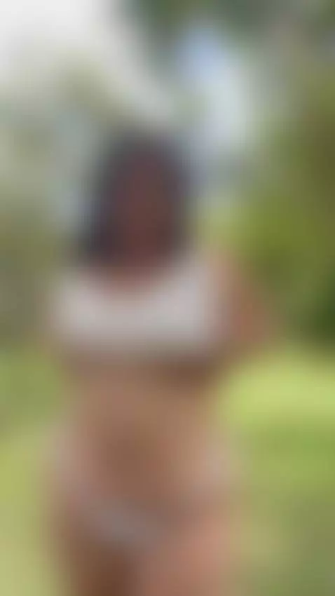 Prepare, because I'm going to undress not only my body, also... by laurenncurvy