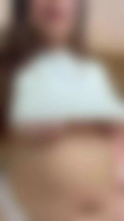 My tits and curves are calling you... Watch how I caress the... by laurenncurvy