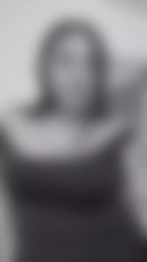 wait till I start moving. by laurenncurvy