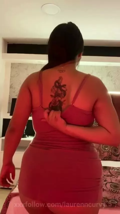 my big ass moves slowly, teasing you, making you imagine how... by laurenncurvy