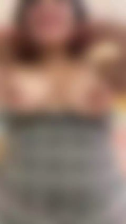 I'm not just a pretty face, I'm your favorite temptation by laurenncurvy