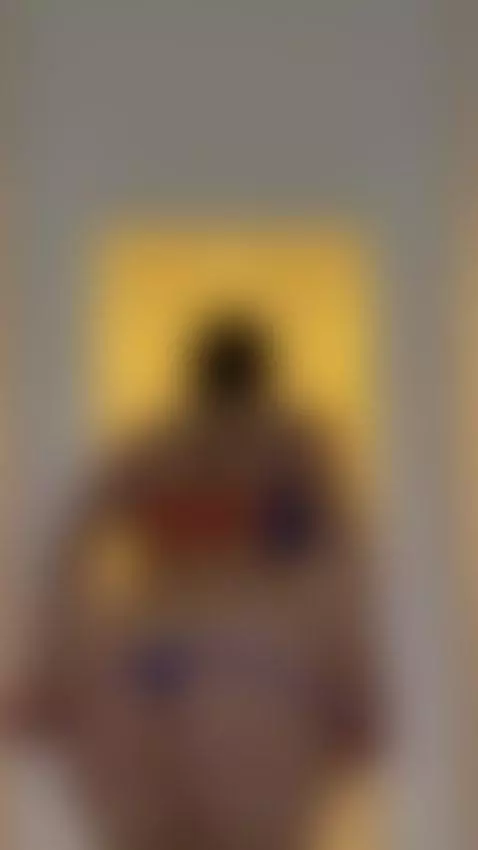 My ass bounces for you, do you enjoy it? by laurenncurvy