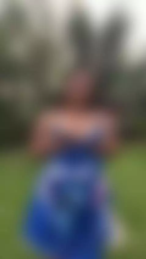 Watch me move it! by laurenncurvy