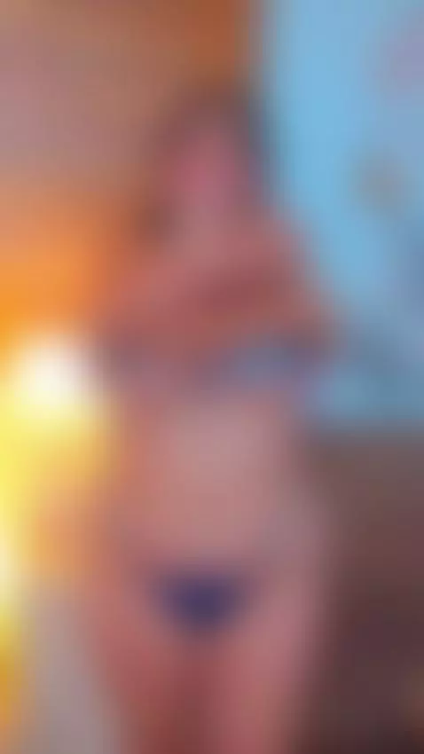 Your submissive girl is here to please you by laurenncurvy