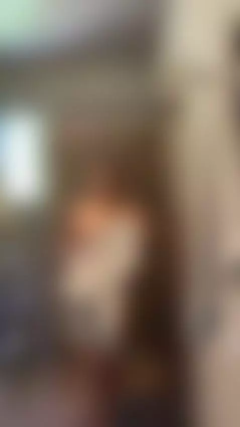 I move it slowly, I show it slowly ... by laurenncurvy