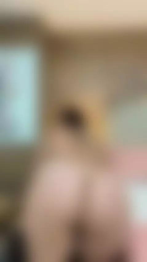 If you think you can resist this great ass ... by laurenncurvy