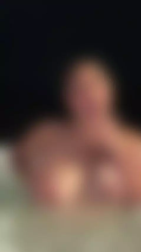 It seizes the moment, slips through your desire and ends up ... by laurenncurvy