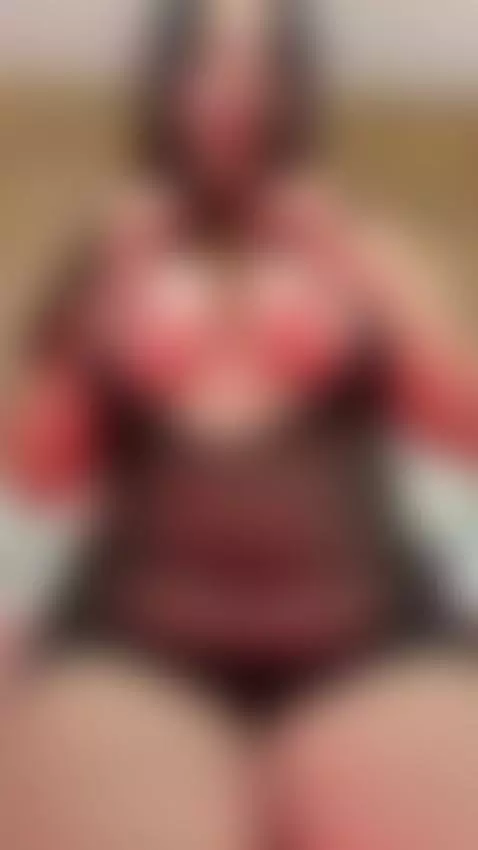 my tits want your mouth to run across them by laurenncurvy