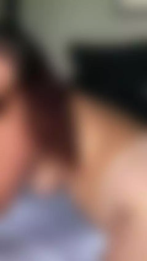 My body provokes, but it is my eyes that invite you to sin. by laurenncurvy