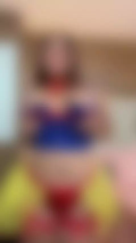 Sensual, naughty and with that little face of pleasure that ... by laurenncurvy