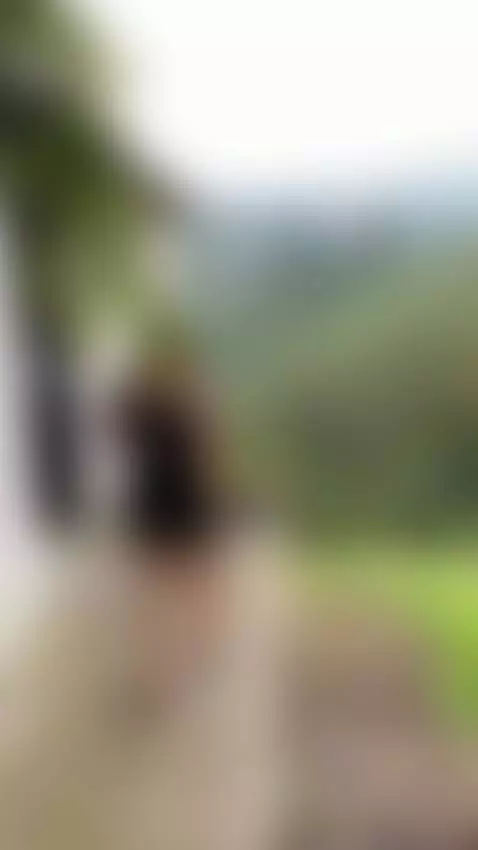 Do you dare to enter my room and untie me? by laurenncurvy