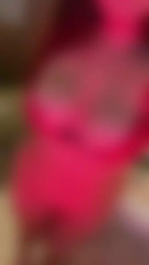 in low light letting you see my sexy body by laurenncurvy