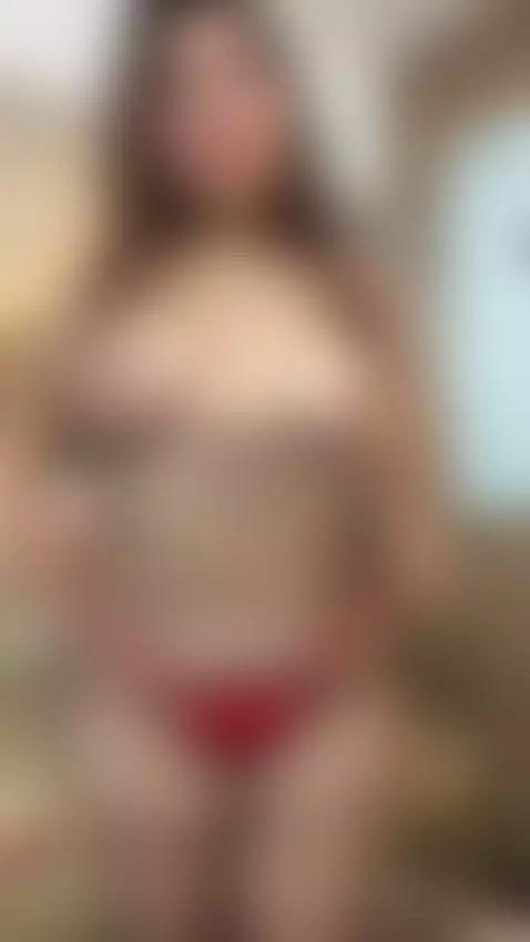 let my big tits and my big ass stand out today by laurenncurvy