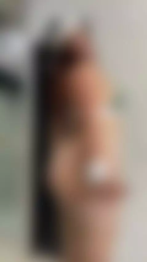 Big ass and beautiful tits by laurenncurvy