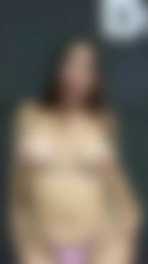 I wish you get lost in my curves by laurenncurvy