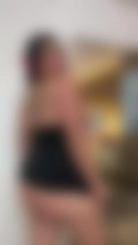 with a good twerk, I'll show you how my big ass jumps by laurenncurvy