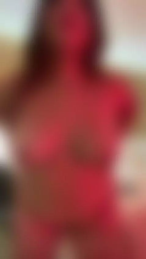 Get excited when you see me I just want you to fuck me by laurenncurvy