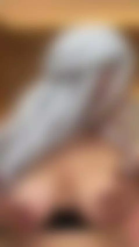 Nake me little by little for you and showing you my big tits by laurenncurvy