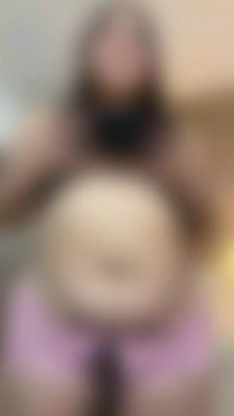 A caress, a sigh and my skin ready for more by laurenncurvy