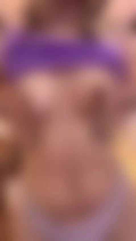 "My perfume isn’t the only thing I’ll leave on your skin." by briannarost69