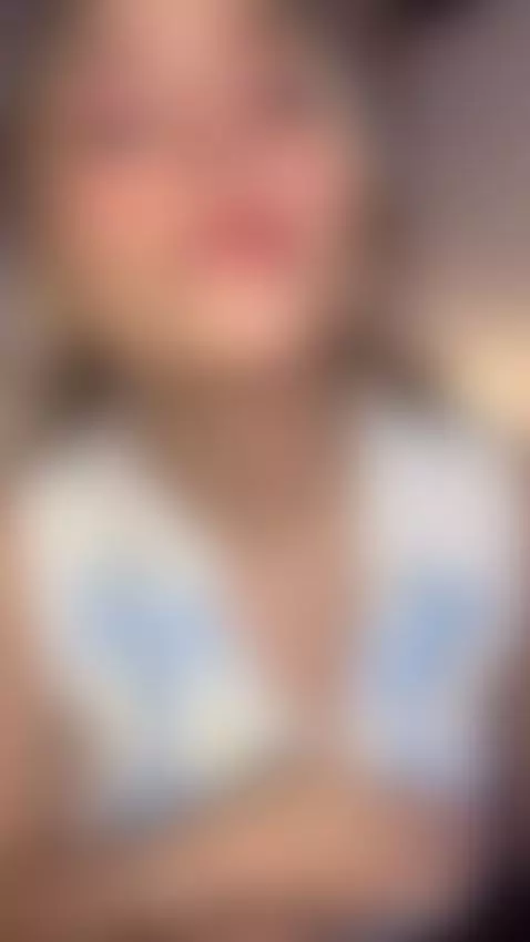 You turn me on with just a look by briannarost69