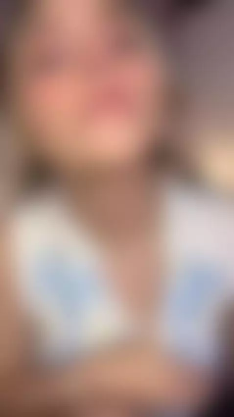 I’m not fire… but I can burn you with pleasure by briannarost69