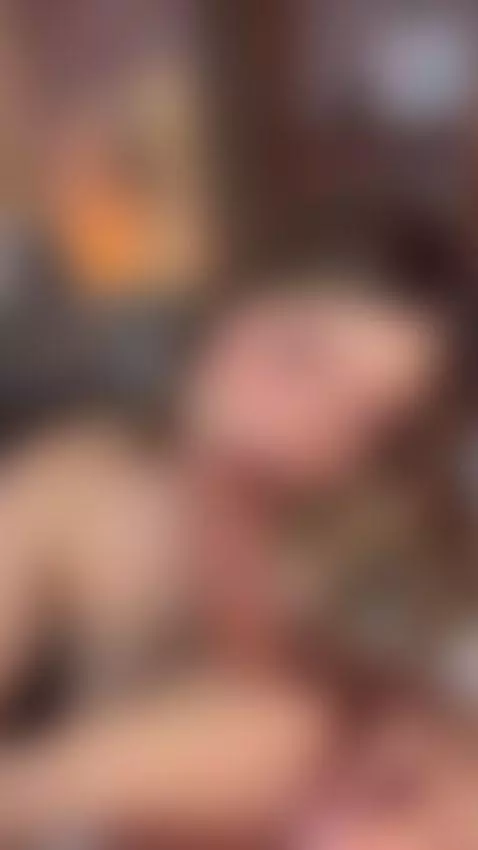 You make me addicted just by looking at me like that by briannarost69