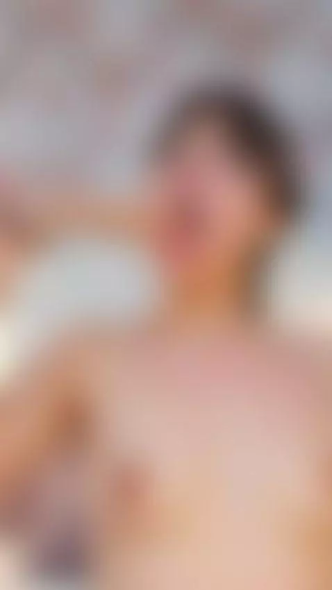 Your lips are my weakness by briannarost69