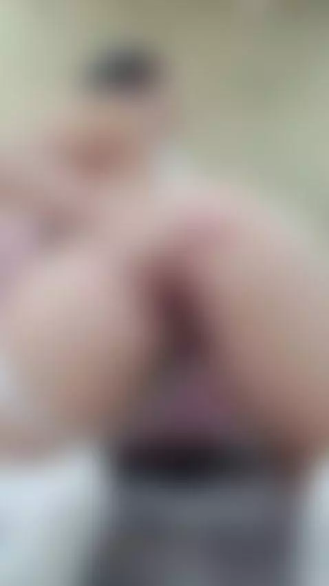 a good pose for you to see me masturbate by ashleeyross