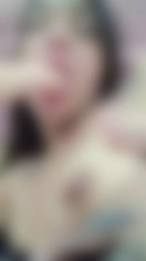 My mouth has cravings, do you dare? by ashleeyross