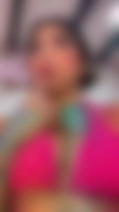 "Your lips are calling me." by gabyblosom69