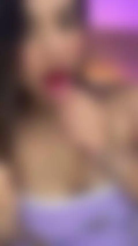 "If you start, you won’t stop." by gabyblosom69