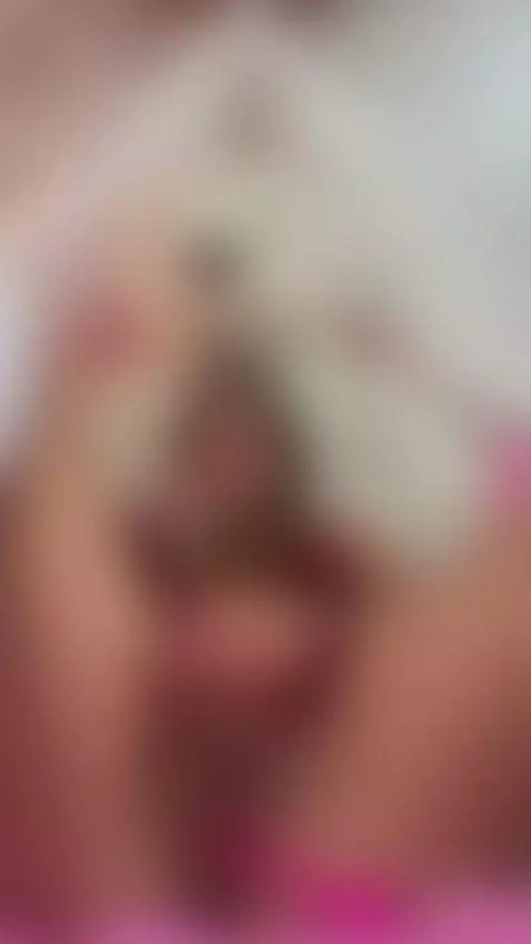 Come closer, I don’t bite… unless you ask. by gabyblosom69