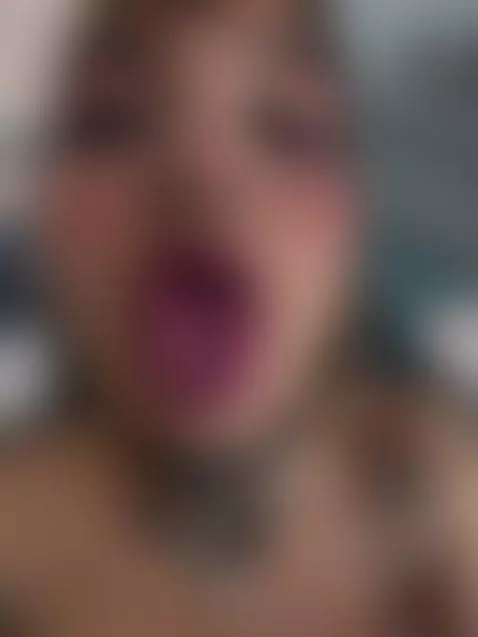 A sweet look and incredible tits by gabydurandd