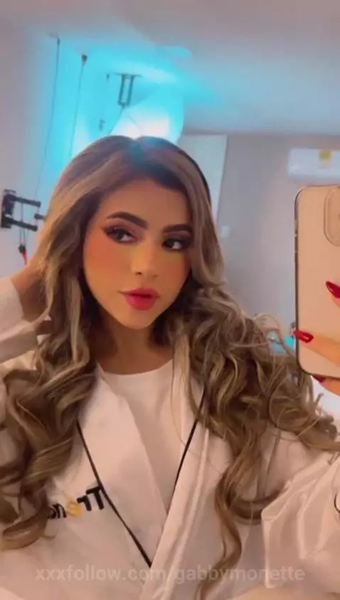 Let it be heard how you do it to me. by gabbymonette