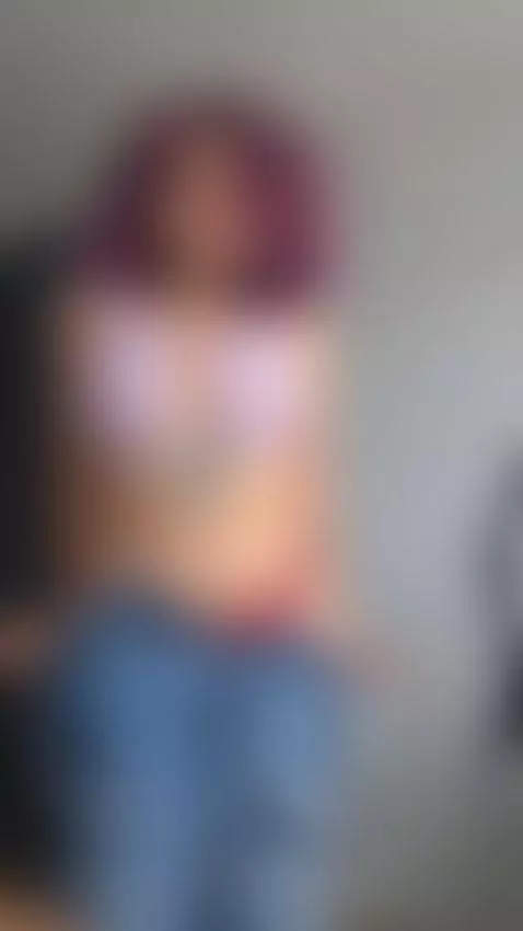 Imagine me on top of you slow dancing and fucking you hard 😈... by hollyjhonson