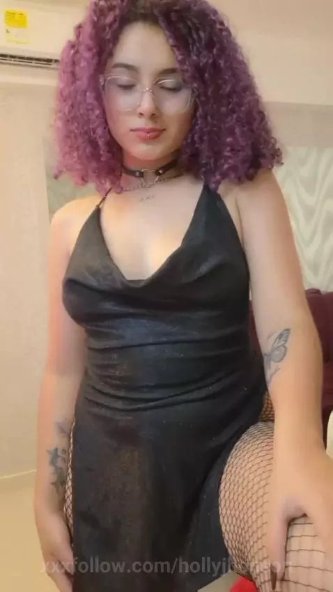 My pussy is so wet it's slippery.. by hollyjhonson