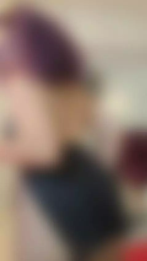 I'm so hot my skin burns... and wants to feel yours on top o... by hollyjhonson