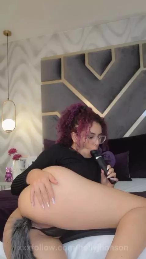 My look tells you everything...I want you to make me yours t... by hollyjhonson