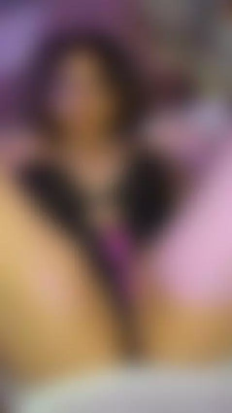 Explodes in my pussy by hollyjhonson