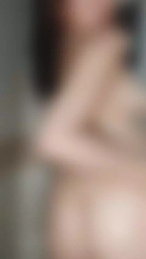 We fuck in the shower by hollyjhonson