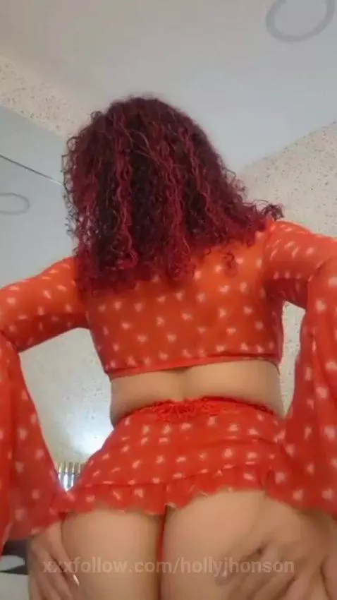Sexy ass by hollyjhonson