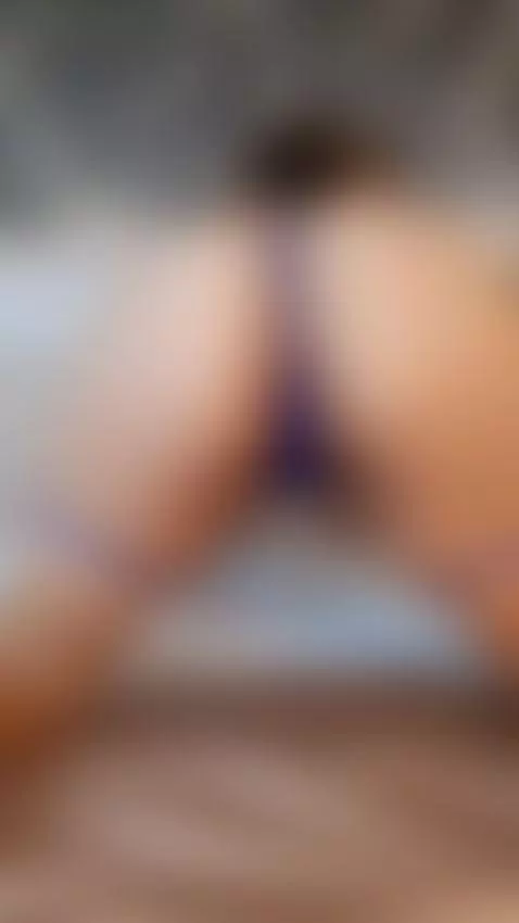 Sexy ass by hollyjhonson