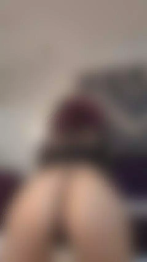 I want you to take me without mercy, to fill my pussy with m... by hollyjhonson