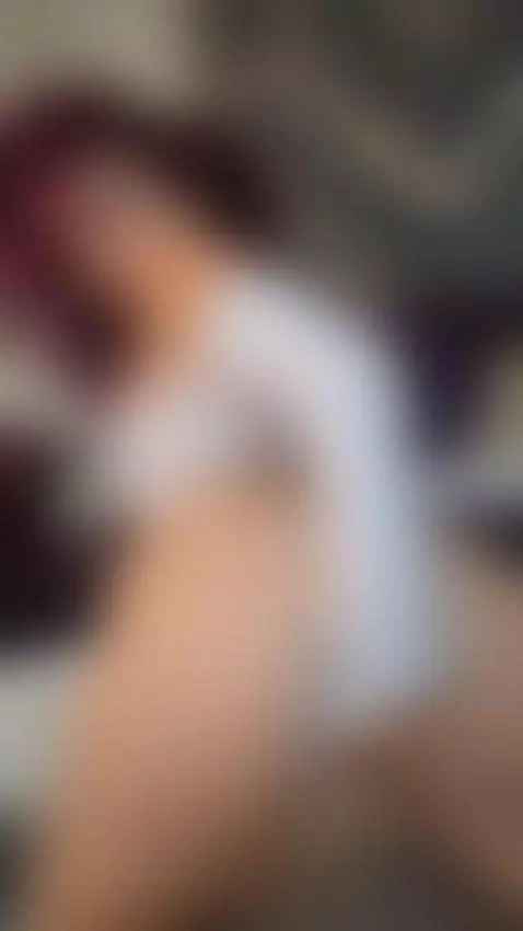 Come and spank my ass hard 🍑🖐🏻 by hollyjhonson