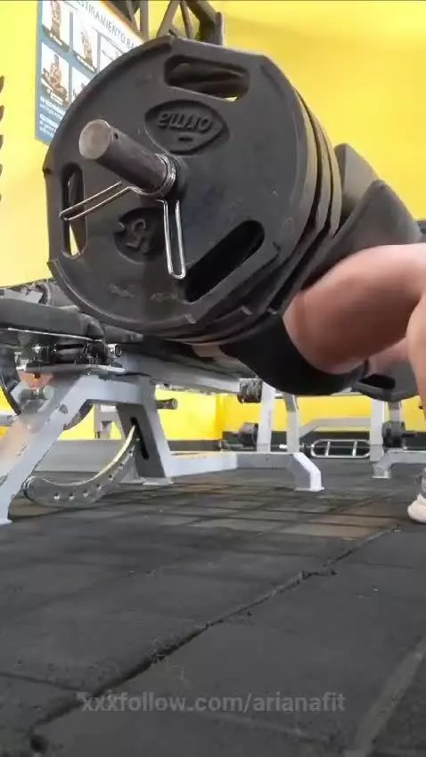 weights by arianafit