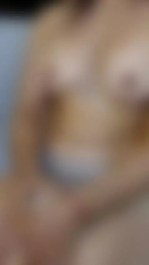 sexy and strong by arianafit