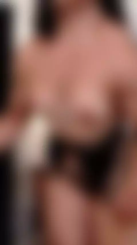 My muscles await you by arianafit