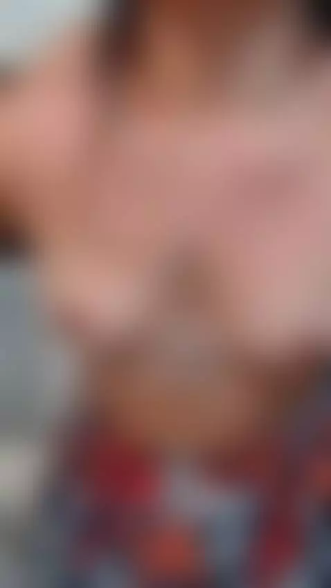 My muscular body is not only strength ... it's pure temptati... by arianafit