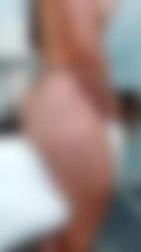 Strength in my body, fire in my gaze ... Each muscle is a ga... by arianafit